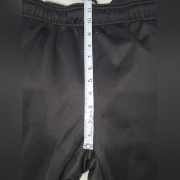 And 1 Black Sweatpants with Elastic Waistband and Minimalist Design - Picture 8 of 11